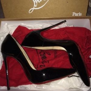 Louboutin Black Heels. Size US 5.5. Size EU 35.5. Slightly Used